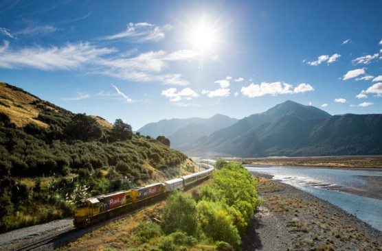 TranzAlpine Day Excursion - Christchurch-Greymouth-Christchurch