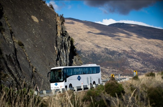 Mount Cook Day Tour: Queenstown to Christchurch GL83 (0745 - 1900)