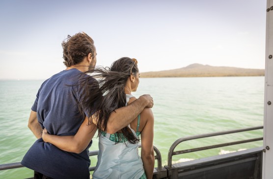 WAIHEKE RESERVE FERRY (AUCKLAND - WAIHEKE RETURN)